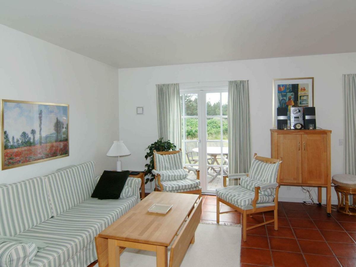 6 Person Holiday Home In Bl Vand Blavand Bagian luar foto